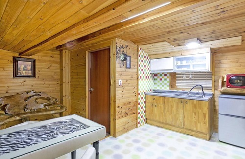 Oeseo House | Gapyeong Belita Pension