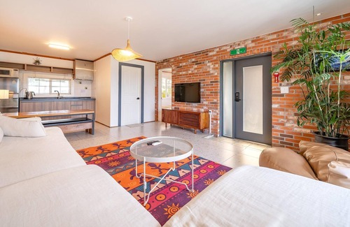 Sang House | Gapyeong Botanical Pension