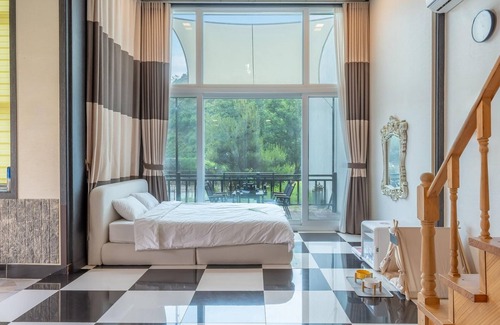 Oeseo House | Gapyeong Chagall Spa Pension