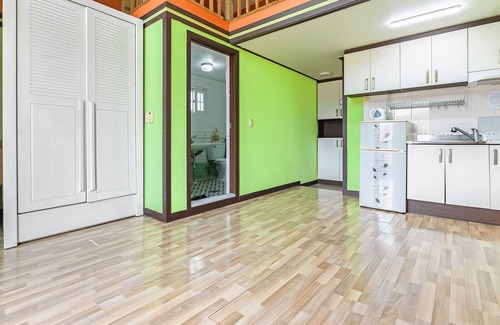 Oeseo House | Gapyeong Dochi Vill Pension