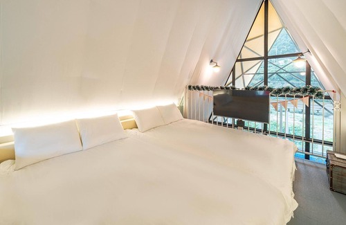 Buk House | Gapyeong Iseom Poolvilla Pension
