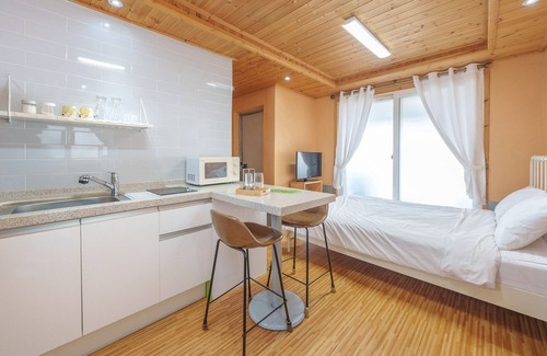Oeseo House | Gapyeong J-mong Pet Camping Zone Pension