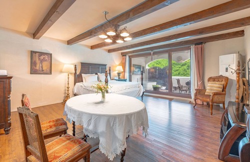 Oeseo House | Gapyeong Labelle Pension
