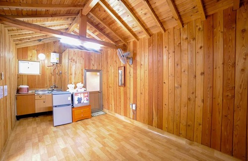 Seorak House | Gapyeong Sannaedeul Pension