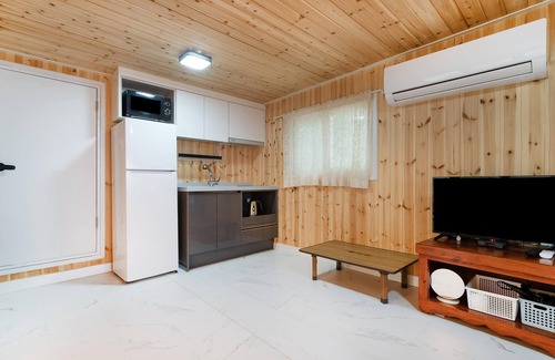 Oeseo House | Gapyeong Soopia Pension