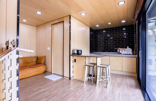 Deokhyeon House | Gapyeong The Still Pension