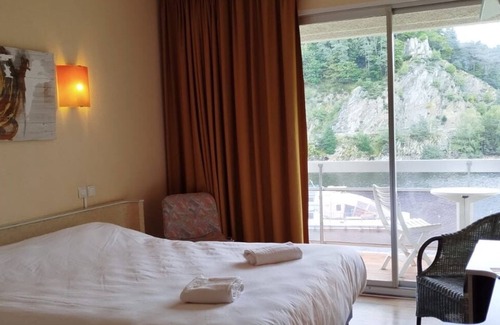 Anglards-de-Saint-Flour Hotel | Garabit Hôtel