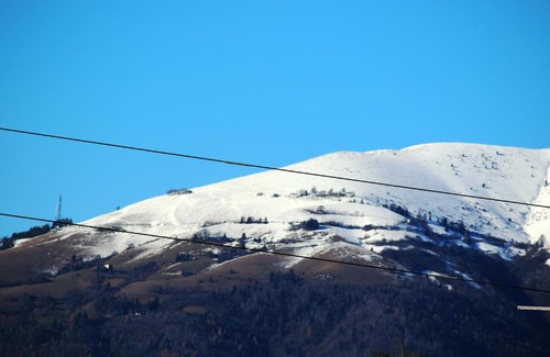 Pieve di Soligo House | Garage con camere