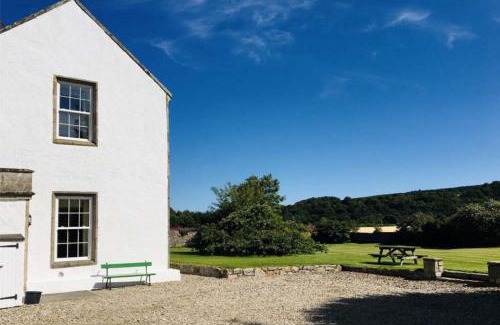 Fochabers House | Garbity Farmhouse - beautiful 6-bedroom Farmhouse with open fires