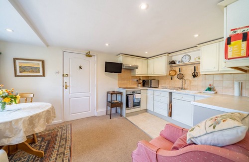 Manton Apartment | Garden Apartment 1 Bedroom Self Contained Apartment close to Rutland Water