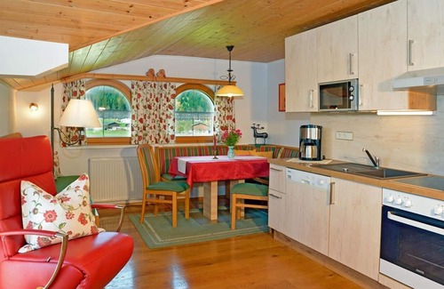 Sankt Martin am Tennengebirge Apartment | Garden apartment /apartment, 2 bedrooms, shower /WC - Haus Elisabeth