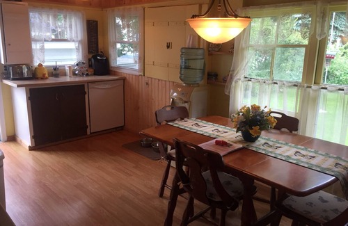 Thousand Island Park Cottage | "Garden At Eden" Located In Historic Thousand Island Park On Wellesley Island