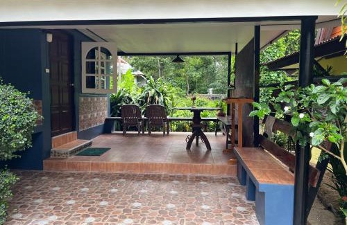 Thai Mueang Hotel | Garden Bungalows บ้านพักการ์เด้น