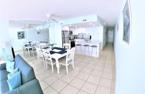 Garden City Condo | Garden City Beach Oceanfront Condo 608 | Rising Tides Properties Rental
