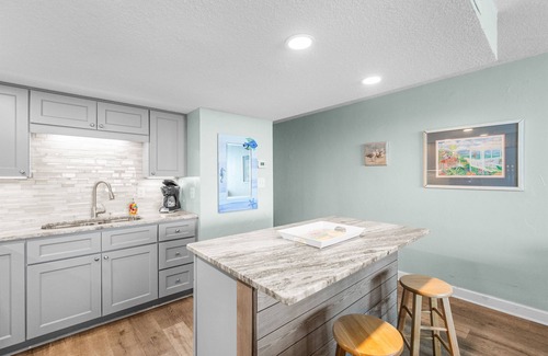 Garden City Condo | Garden City Beach Oceanfront Condo 510 | Rising Tides Properties Rental
