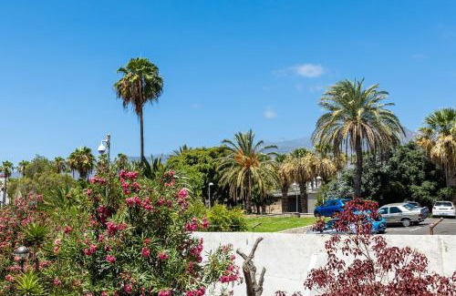 San Eugenio Apartment | Garden City Pool and Sea view by LoveTene