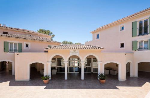 Six-Fours-les-Plages Apartment | Garden & City Six-Fours-les-Plages