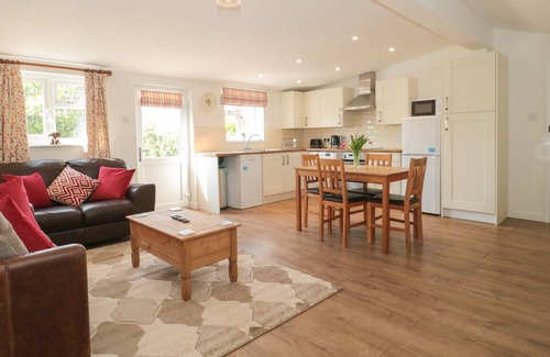 Frome House | GARDEN COTTAGE, RODE FARM, character holiday cottage in Rode