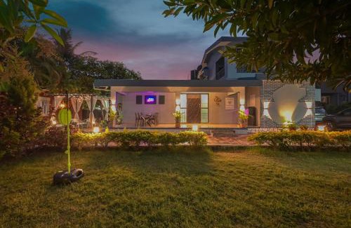 Khatri Park Housing Society Villa | Garden Cottage Villa by Tropicana Stays