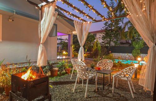 Khatri Park Housing Society Villa | Garden Cottage Villa by Tropicana Stays