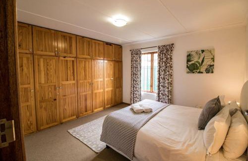 Graaff-Reinet House | Garden Cottage