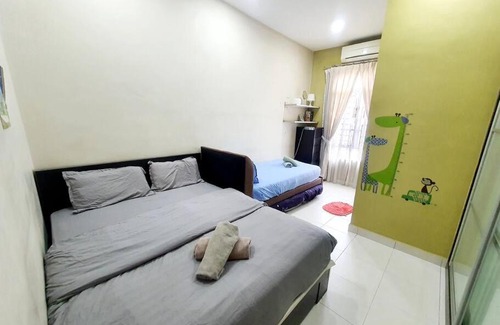 Central Seberang Perai House | GARDEN COZY2STOREY HOME 4ROOM 10PAX@NEAR ALMAJUSCO