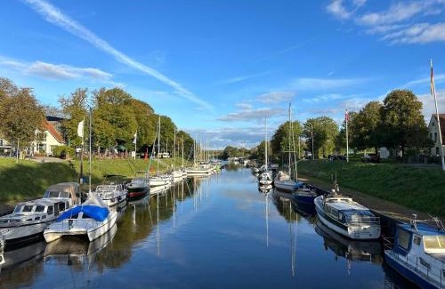 Rustersiel Apartment | Garden Flat At The Harbour In Whv