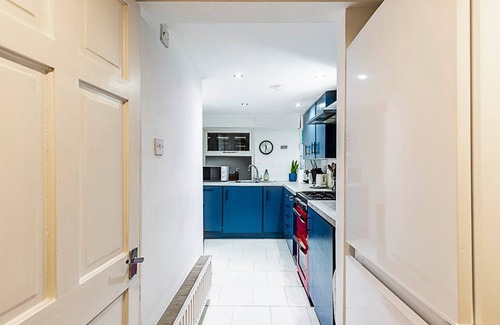 Tufnell Park Apartment | Garden Flat in Leafy Tufnell Park