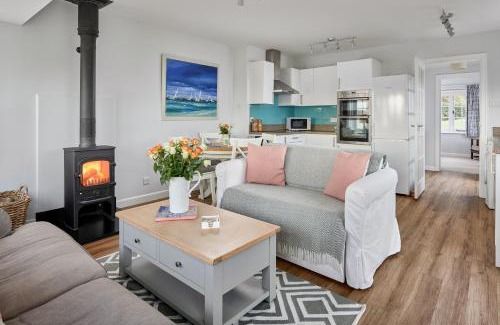 Rogate Apartment | Garden flat near Goodwood with stunning views