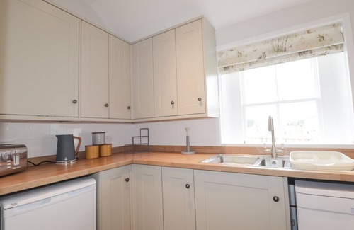 Forres Cottage | GARDEN HOUSE - BRODIE CASTLE, pet friendly, with open fire in Forres