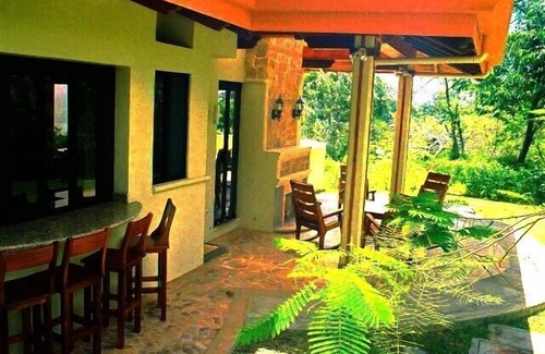 Manuel Antonio Villa | Garden House by the Beach/At Private Grounds Exclusive Beach Club/Ocean View