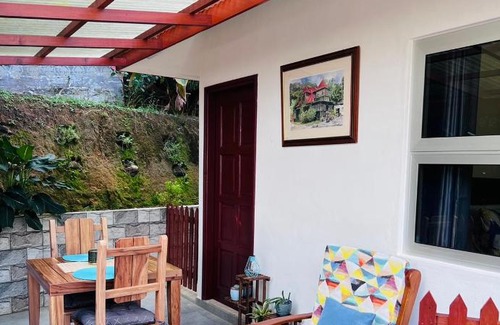 Mahe Island Apartment | Garden Hut