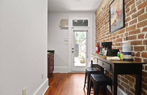 Historic District - North House | Garden Level Steps from Shops and Restaurants by Lucky Savannah