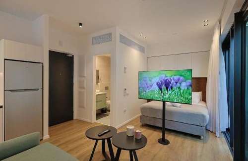 Old North Apartment | Garden Studio Beach Apartment