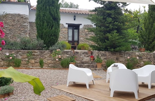 Prado del Rey Cottage | Garden, swimming pool, private parking, wifi, pool, air conditioning, central.