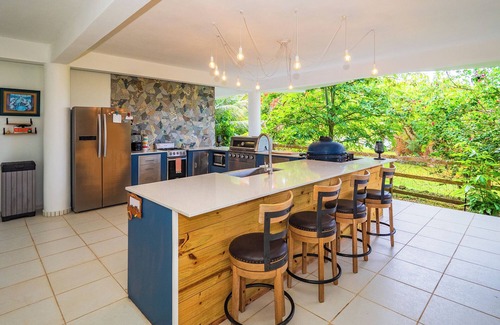 Mata de Platano Apartment | Garden Vacation w/Outdoor Living Space and Kitchen, Large Rooms, King Size Beds