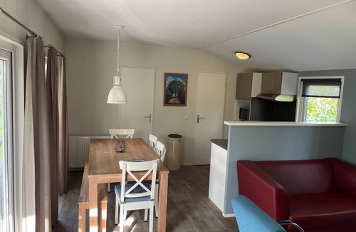 Elst Ski Chalet | Garden-View chalet near Amerongse Berg