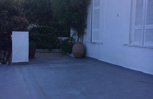 Andros Town House | Garden Villa in Lamyra