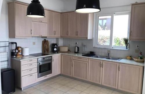 Apokoronas Villa | Garden Villa Near Chania s Coastline