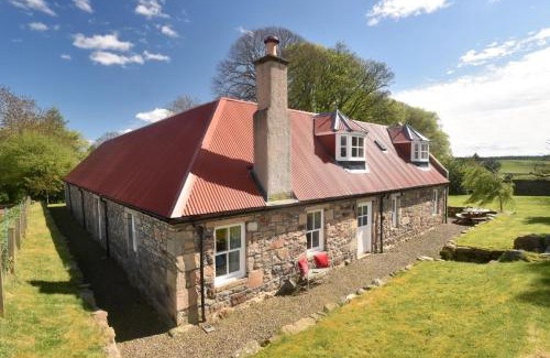 Elgin House | Gardener's Cottage