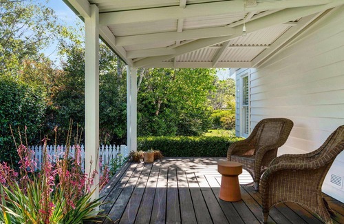 Burrawang House | Gardeners Cottage, Burrawang - 4pm checkout Sundays, except Peak Season