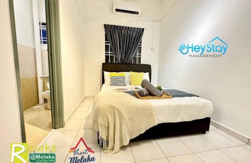 Bukit Baru House | GardenHomeStay TownArea Karaok Mahjong PrivatePool By HeystayManagement