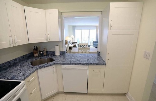 Lauderdale-by-the-Sea Condo | Gardens By The Sea South a gated community in a resort setting & lovely gardens.