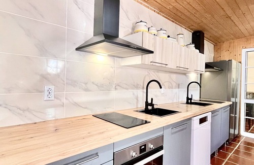Sao Vicente House | Gardens Guest House-hostel