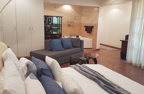 Matola Cabin | Gardens Lodge