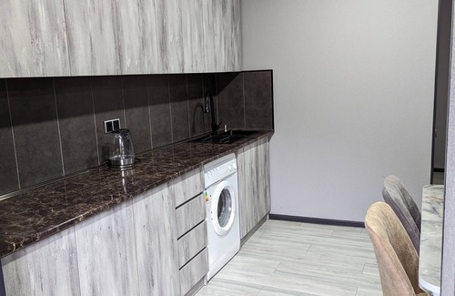 Borjomi Apartment | Gari's apartament next to Borjomi central park