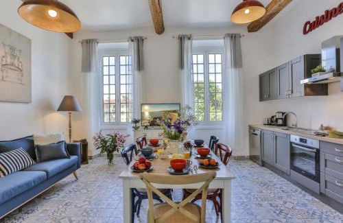 Nice Apartment | GARIB - Place Garibaldi - 4 rooms - Balcony