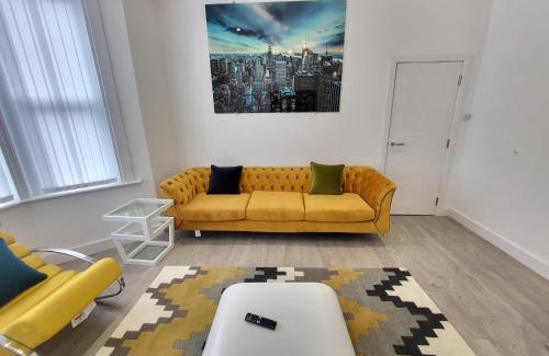 Finchley Apartment | Garland Modern 4 Bedroom Central Apartment London