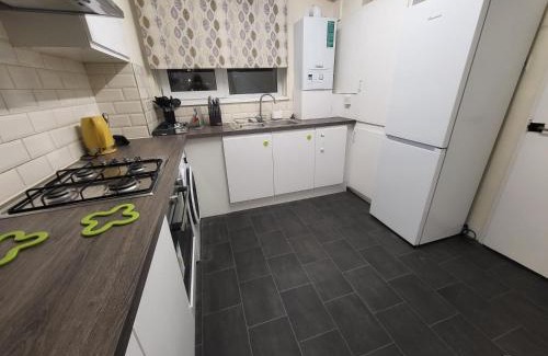 Woolwich Riverside Apartment | Garland Modern Spacious Flat, London