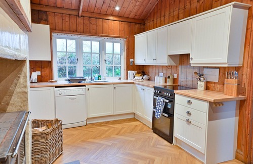 Bargrennan Cottage | Garlies Lodge - a lodge that sleeps 10 guests in 5 bedrooms